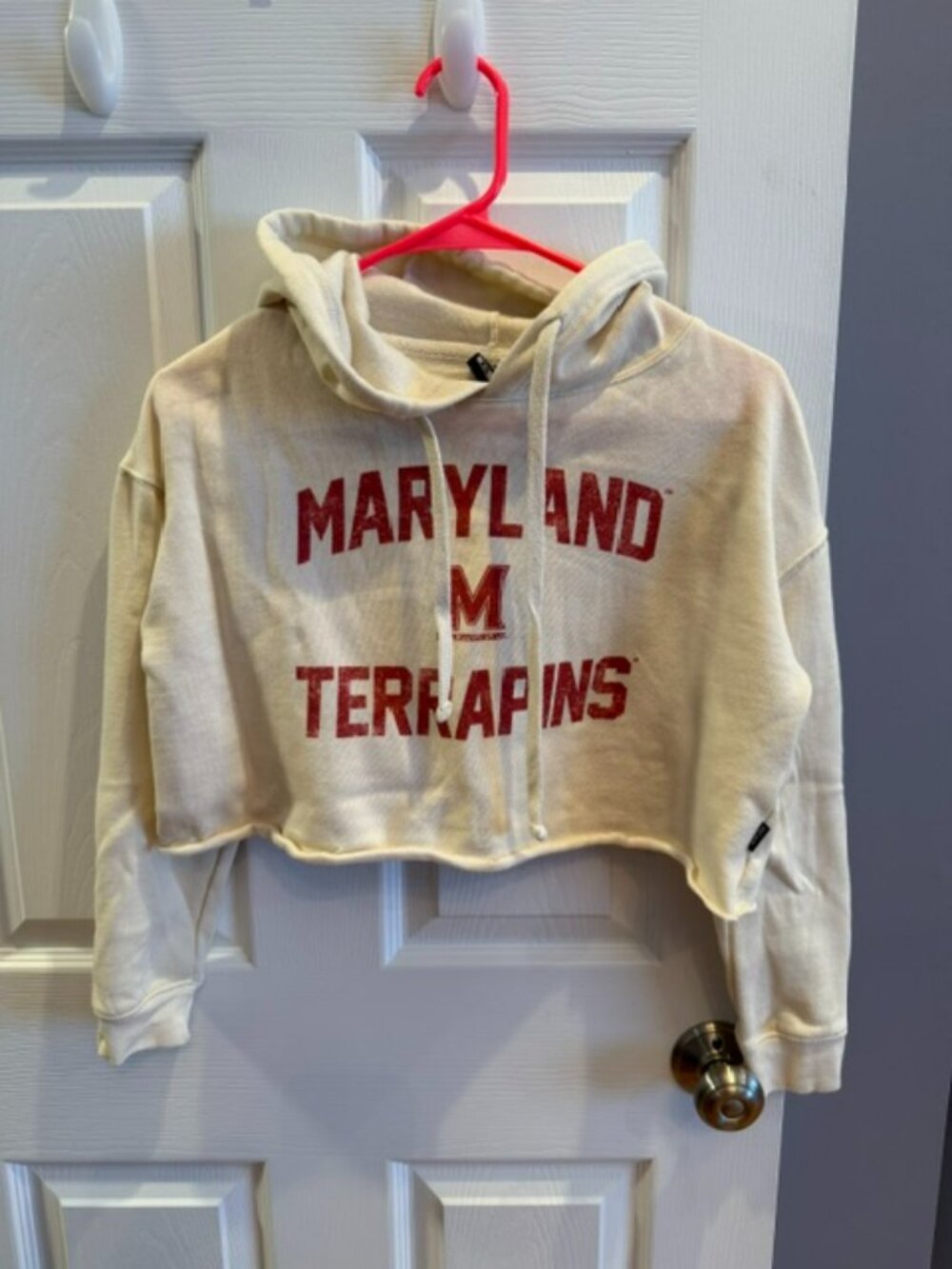US Cape University of Maryland Cropped Women's Sweatshirt - Cream Size XS